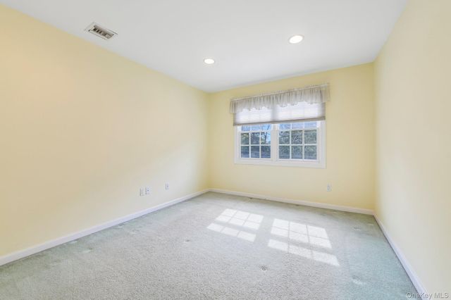 2175 Helene Avenue, Merrick, NY 11566