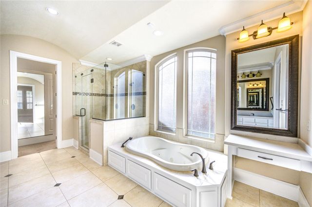 12454 Mooreknoll Lane, Houston, TX 77024