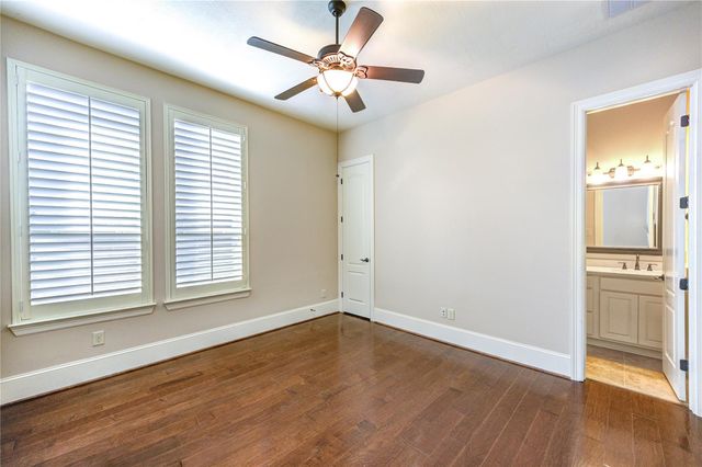 12454 Mooreknoll Lane, Houston, TX 77024