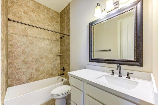 12454 Mooreknoll Lane, Houston, TX 77024