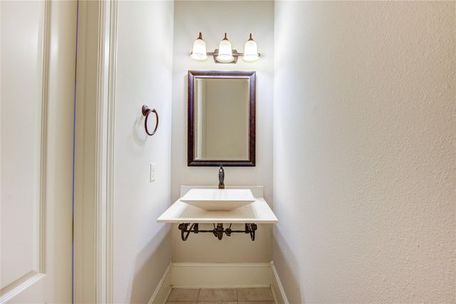 12454 Mooreknoll Lane, Houston, TX 77024