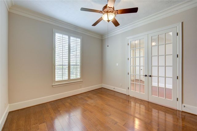 12454 Mooreknoll Lane, Houston, TX 77024