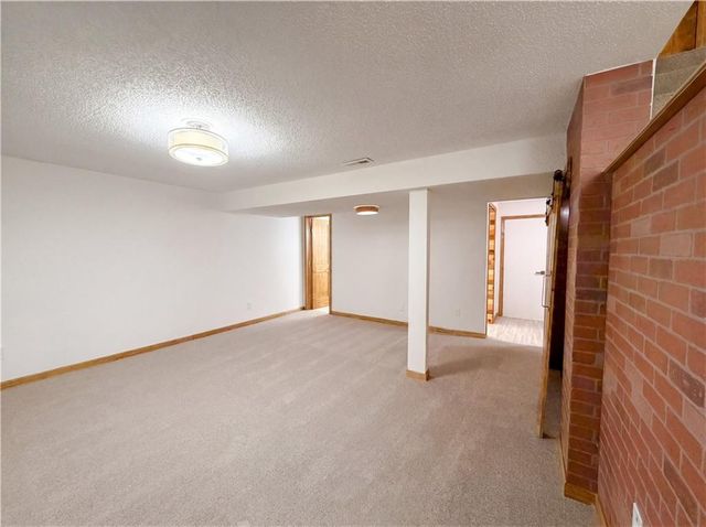 2808 NE 39th Street, Kansas City, MO 64117