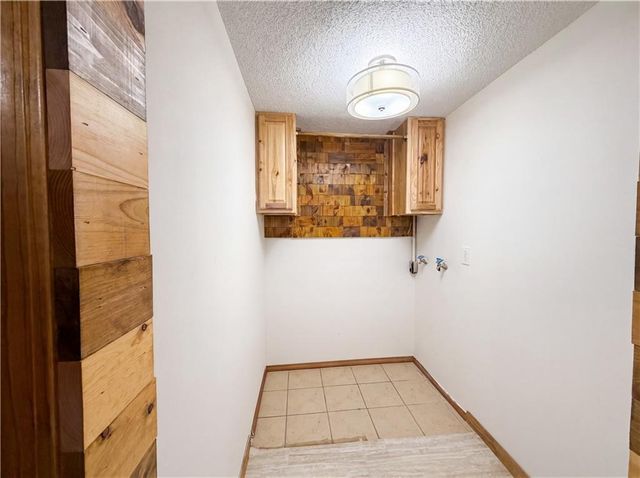 2808 NE 39th Street, Kansas City, MO 64117