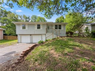 2808 NE 39th Street, Kansas City, MO 64117