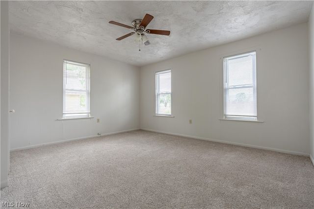 1318 4th Street NE, Canton, OH 44704