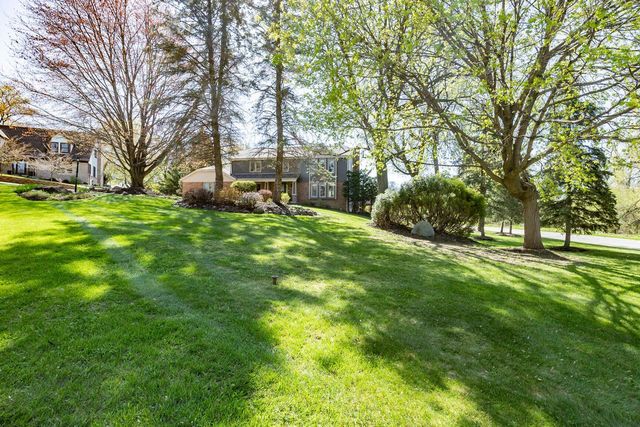 1310 Centennial COURT, Brookfield, WI 53045