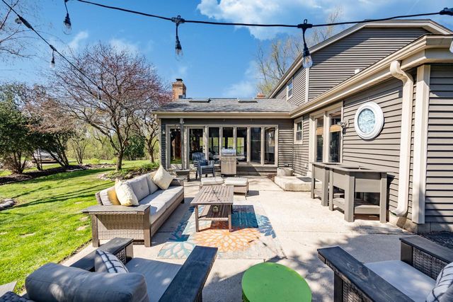 1310 Centennial COURT, Brookfield, WI 53045