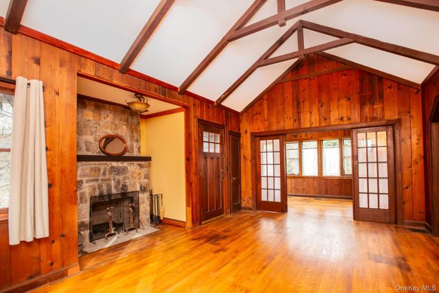 11 Locust Drive, Cold Spring, NY 10516