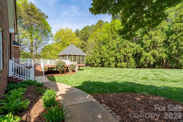 176 Spring Forest Drive, Statesville, NC 28625