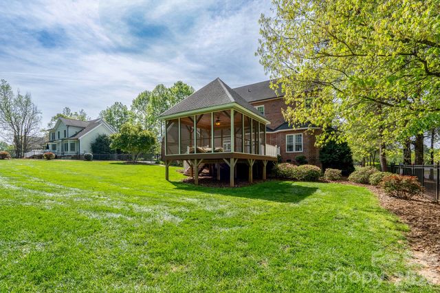 176 Spring Forest Drive, Statesville, NC 28625