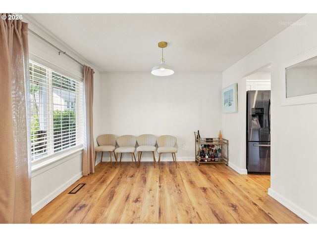 155 AARON Way, Newberg, OR 97132