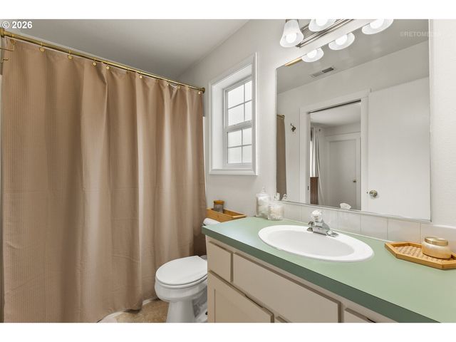 155 AARON Way, Newberg, OR 97132