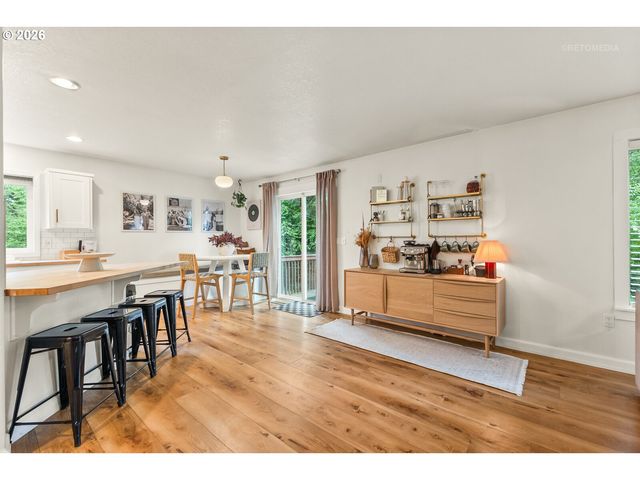 155 AARON Way, Newberg, OR 97132