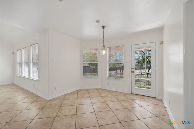 7446 Oak Marsh Street, Live Oak, TX 78233