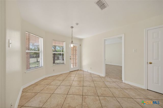 7446 Oak Marsh Street, Live Oak, TX 78233