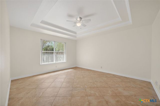 7446 Oak Marsh Street, Live Oak, TX 78233