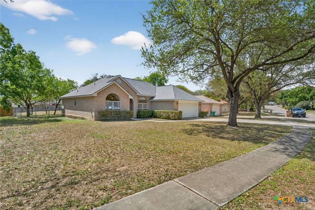 7446 Oak Marsh Street, Live Oak, TX 78233