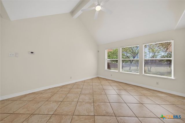 7446 Oak Marsh Street, Live Oak, TX 78233