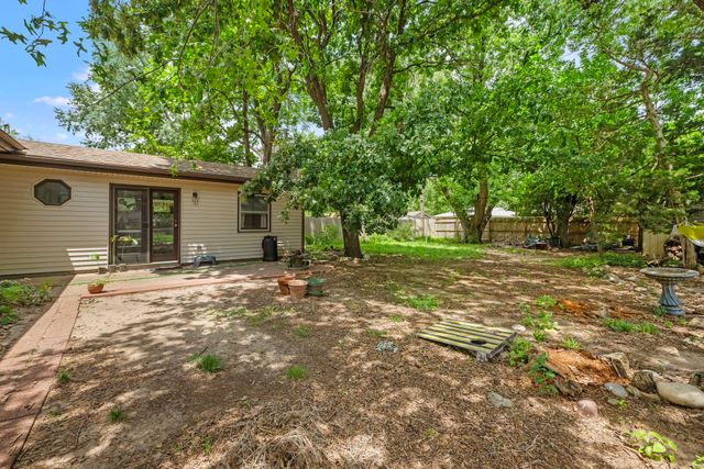 1838 N McComas Ave, Wichita, KS 67203