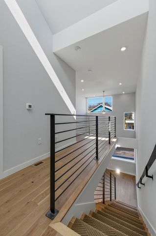 2002 E 7th ST 242, Austin, TX 78702