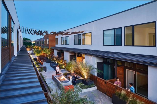 2002 E 7th ST 242, Austin, TX 78702