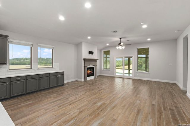 141 Mescalero, Boerne, TX 78006