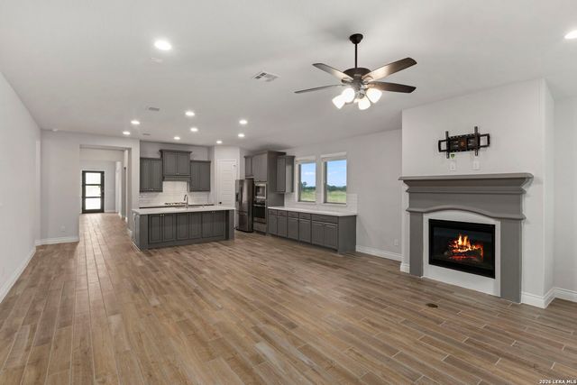 141 Mescalero, Boerne, TX 78006