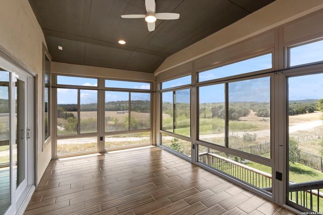 141 Mescalero, Boerne, TX 78006