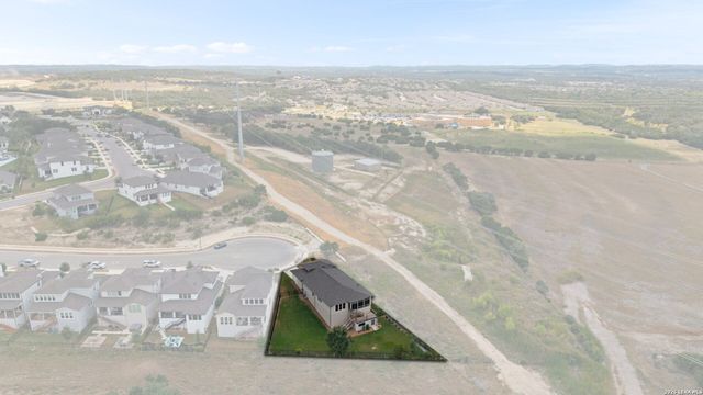 141 Mescalero, Boerne, TX 78006