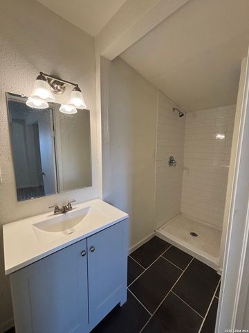 1319 Keats, San Antonio, TX 78211