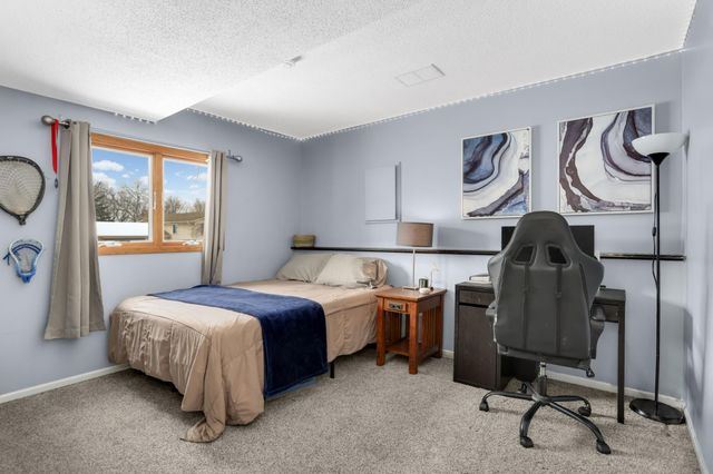 15958 Harwell Avenue, Apple Valley, MN 55124