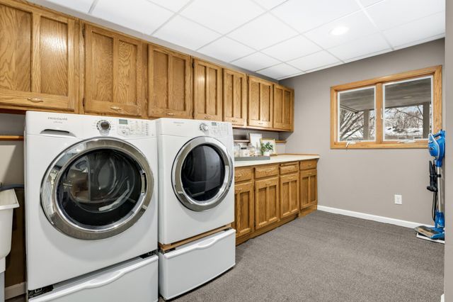 15958 Harwell Avenue, Apple Valley, MN 55124