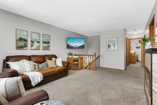 15958 Harwell Avenue, Apple Valley, MN 55124