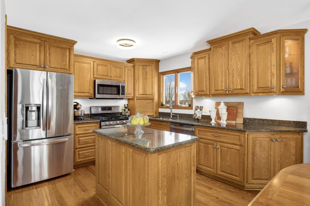 15958 Harwell Avenue, Apple Valley, MN 55124