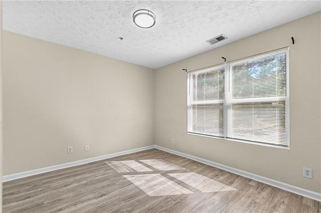 1202 Fairington Village Drive, Lithonia, GA 30038