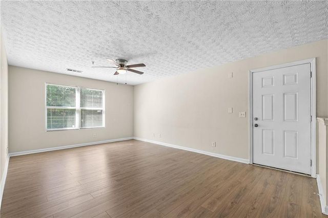 1202 Fairington Village Drive, Lithonia, GA 30038