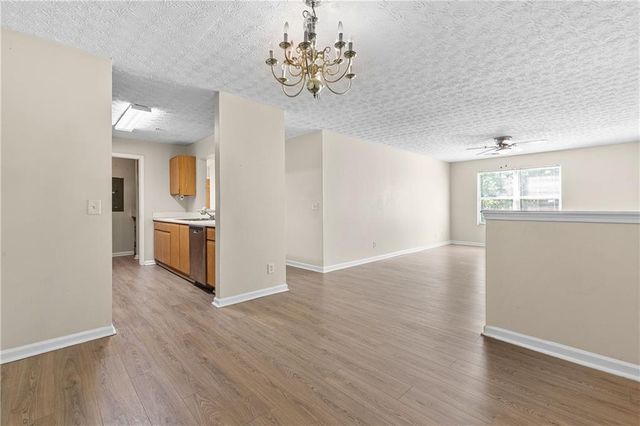 1202 Fairington Village Drive, Lithonia, GA 30038