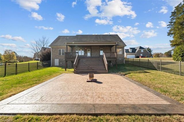 4920 Drake Court, Randleman, NC 27317