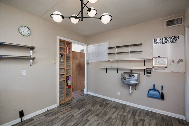 1002 Waldron, Corpus Christi, TX 78418