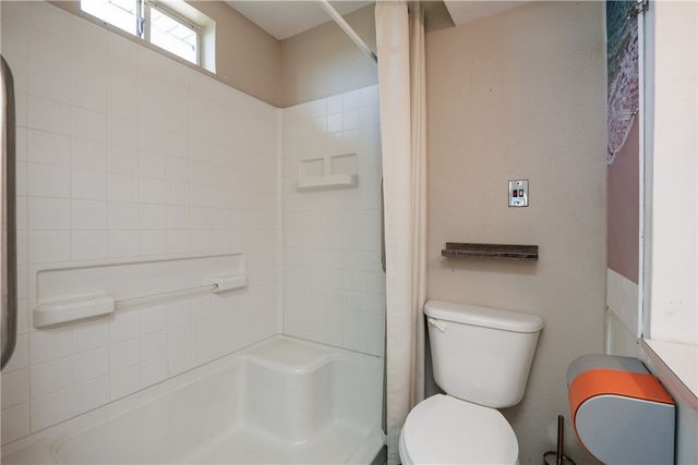 1002 Waldron, Corpus Christi, TX 78418