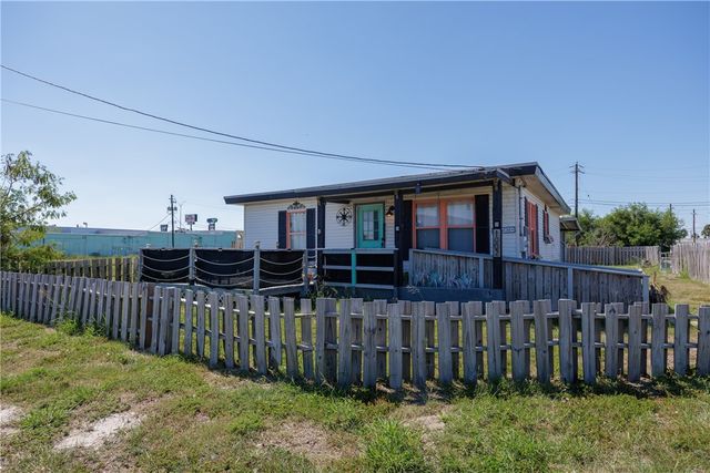 1002 Waldron, Corpus Christi, TX 78418