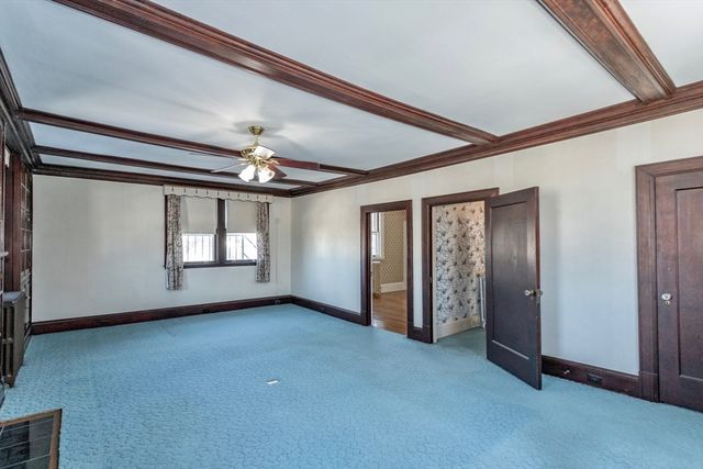 32 Noble Avenue, Westfield, MA 01085