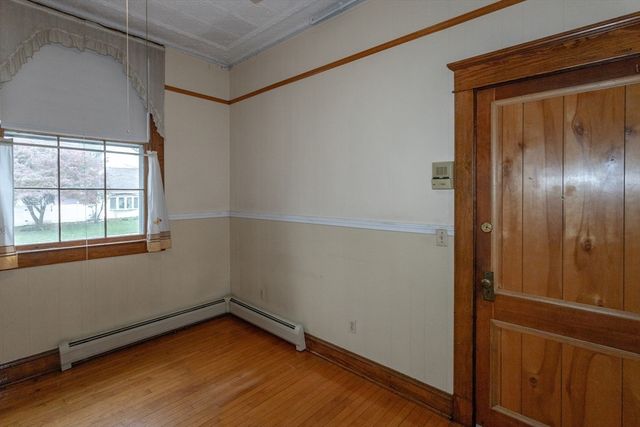 32 Noble Avenue, Westfield, MA 01085