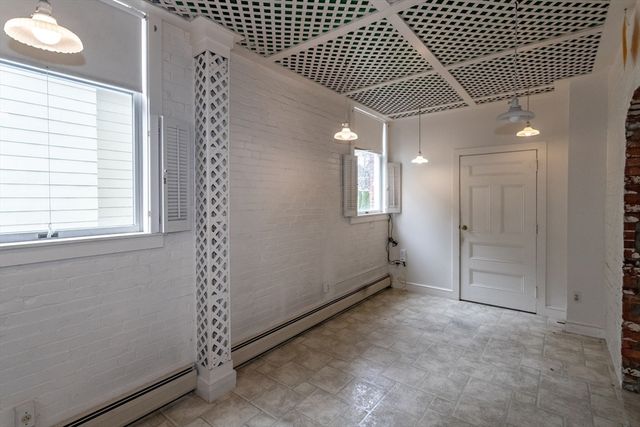 32 Noble Avenue, Westfield, MA 01085