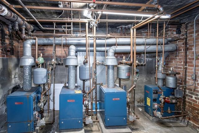 32 Noble Avenue, Westfield, MA 01085