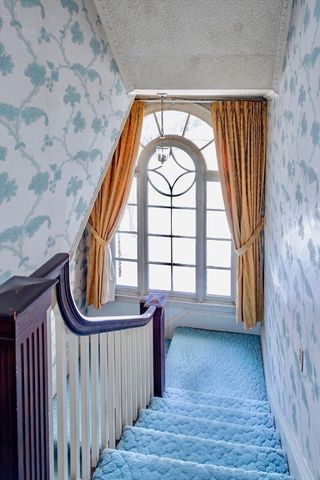 32 Noble Avenue, Westfield, MA 01085