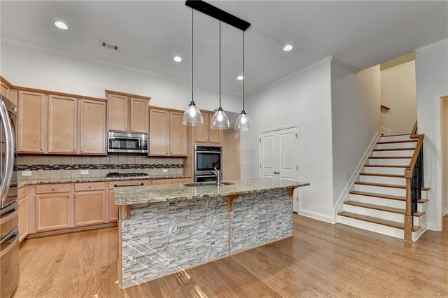 549 Butterfly Lane, Braselton, GA 30517