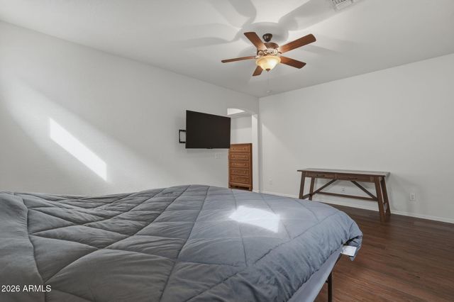 4551 N LUNA Road W, Litchfield Park, AZ 85340