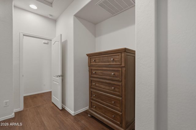 4551 N LUNA Road W, Litchfield Park, AZ 85340